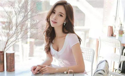 约会中女生对你不感兴趣的表现,中两条以上就放弃吧 约会中女生对你不感兴趣的表现,中两条以上就放弃吧第2张